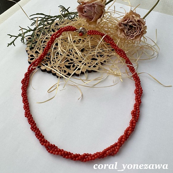 赤珊瑚小玉3連ネックレス (赤珊瑚飾り玉付きSVクラスプ) R41206Y3