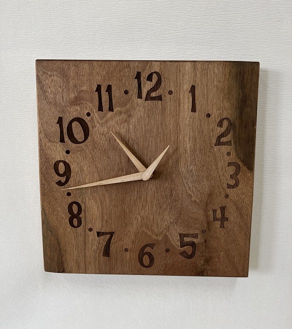 木の時計＜ウォールナット＞掛け時計wnc-1129　木製時計 1枚目の画像