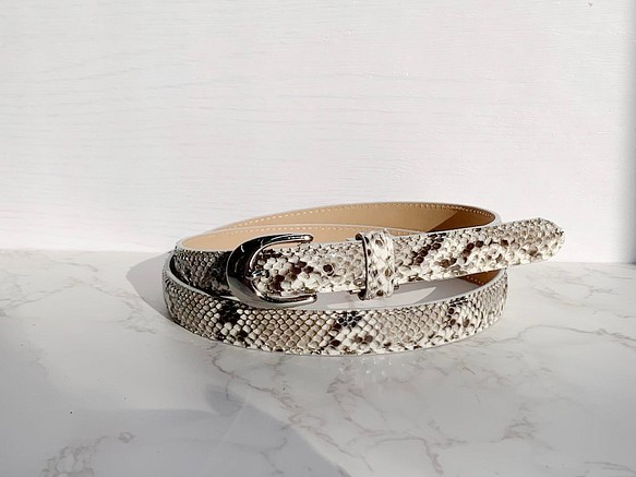 日本製　パイソン　ベルト　細幅　蛇革　ダイヤモンドパイソン　エキゾチックレザー 1枚目の画像