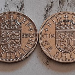 2枚セット♥イギリス 1955年 シリング 英国コイン 美品です 本物  スコットランドライオンデザイン♥エリザベス女王 1枚目の画像
