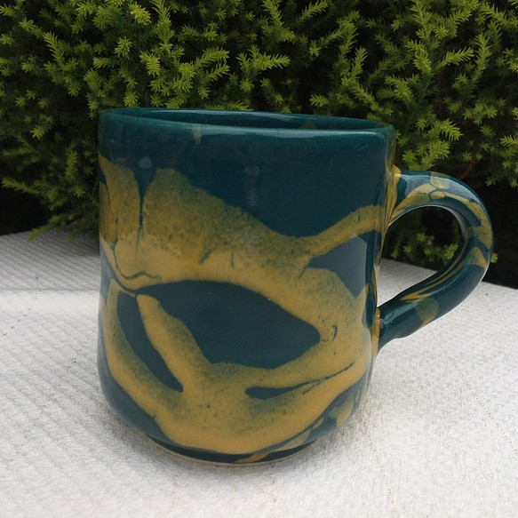 マグカップ　カラフル地中海陶器　洋食器　イエローベースのシックな色合い　Newサパ　CCBTJn 1枚目の画像