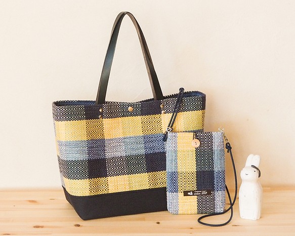 [Creema Limited Spring Lucky Bag] 格紋手工編織托特包和智能手機手拿包套裝（藍色） 第1張的照片