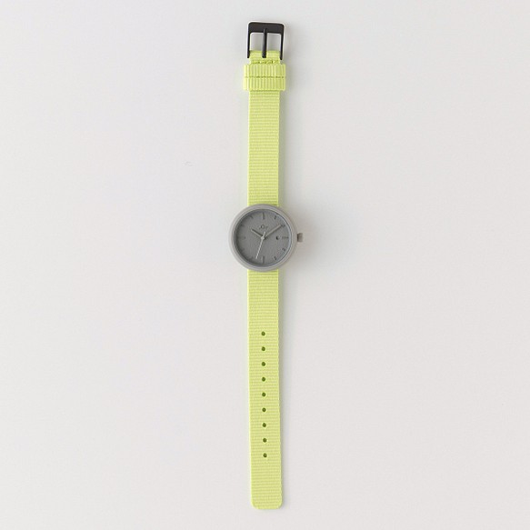 おもちゃから生まれた腕時計「YOT WATCH」　 32mm　Neon Yellow Green/Gray 1枚目の画像