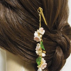 髪飾り かんざし 桜　成人式 お正月 和装 ヘアアクセサリー セルロース桜　パール 1枚目の画像