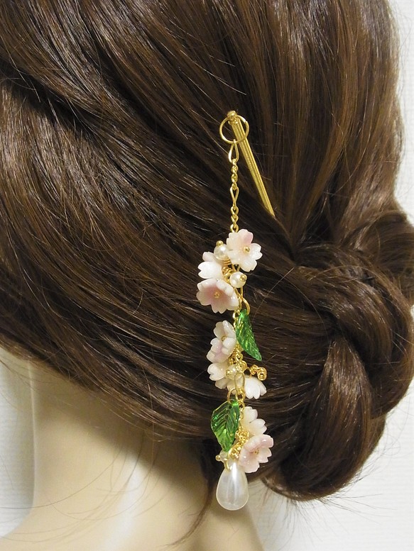 髪飾り かんざし 桜　成人式 お正月 和装 ヘアアクセサリー セルロース桜　パール 1枚目の画像