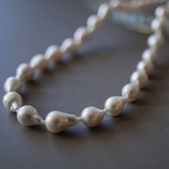 淡水ドロップパールのネックレス Stainless × Freshwater pearl