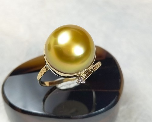 高品質　大粒　ゴールデンパール　南洋真珠　樹脂含浸なし　翡翠　k18リング