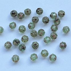 天然エメラルド 2.867ct ルース スクエア 宝石ソーティング付き（日本