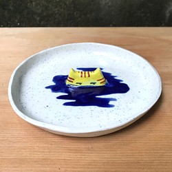 『水鬼猫』 竹 土石 山岩 山シリーズ おもしろ癒し浅鍋 ビスケット皿 収納皿 キーブレスレット リング 猫と晴れ 1枚目の画像