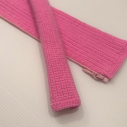 ピンク色/バッグハンドルカバー/編み物/手編み/ハンドメイド/LVバッグハンドルカバー26cm 1枚目の画像