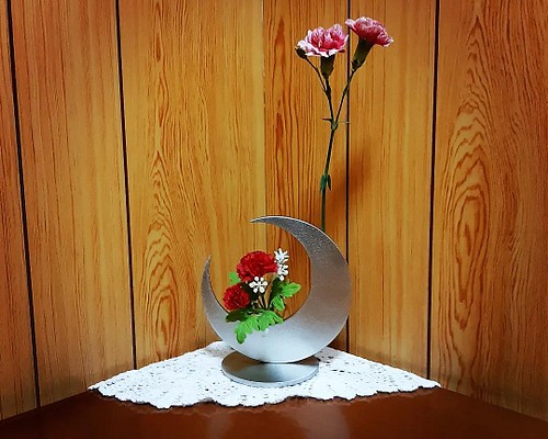 一輪挿し 花瓶 かわいいお月さまの花瓶 一輪挿し・花瓶・花器 AK