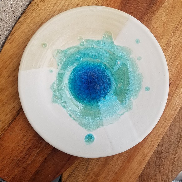 大皿 【涌き出る青い泉】 和菓子の盛り皿　海の皿 1枚目の画像
