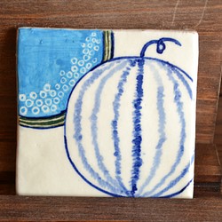 手作り藍の和タイル(すいか)　手描き　オリジナル絵付け 1枚目の画像