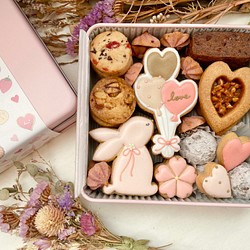 （2月10日発送！）バレンタインのクッキー缶♡（うさぎハート） 1枚目の画像