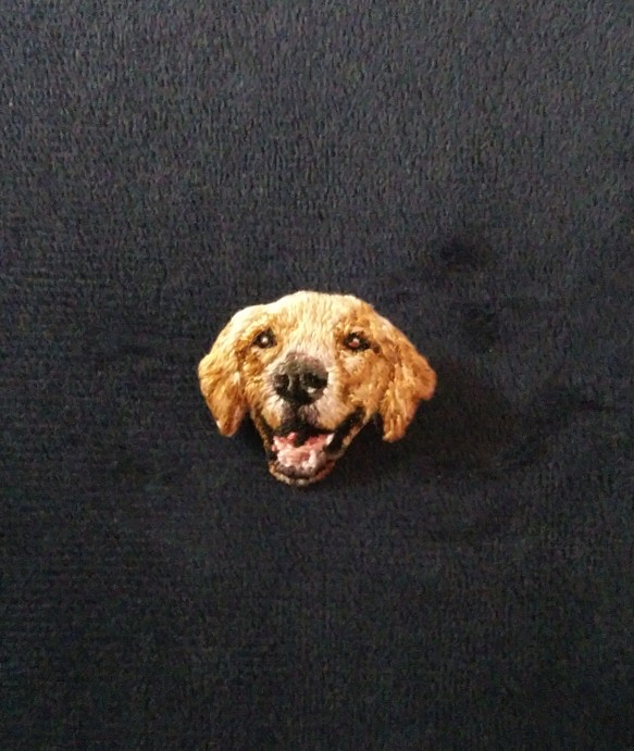 ゴールデン・レトリバーの刺繍ブローチ　犬 1枚目の画像