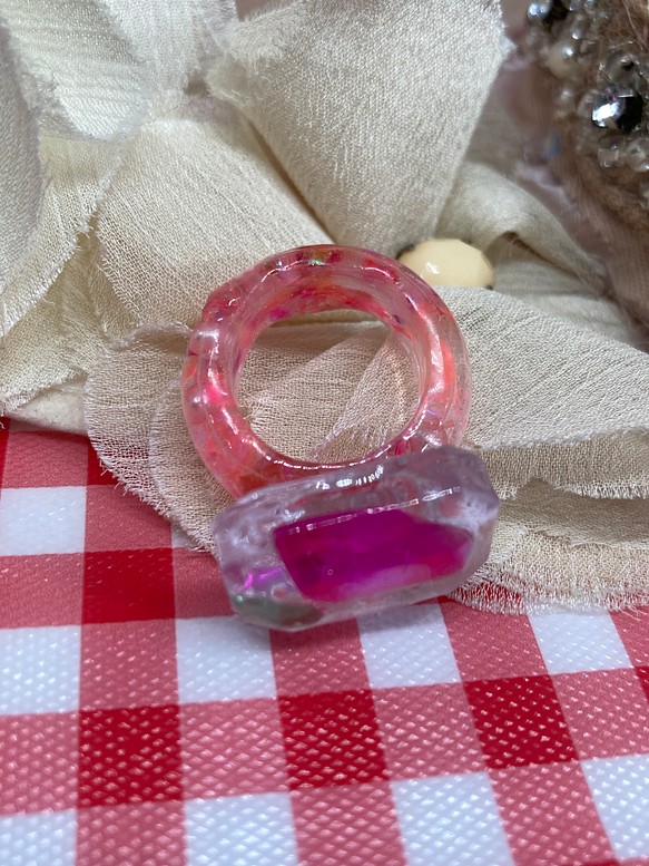 レジンリング　金属アレルギー対応　レトロリング　オモチャみたいなリング　プレゼントに最適　指輪㊱ 1枚目の画像