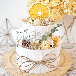 クレイケーキ　飾り付き　ゴールドシャンパン×アネモネフラワー　ウェルカムスペース　結婚式　 1枚目の画像