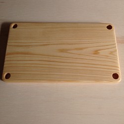 ヒノキの小さなまな板（カッティングボード）あるいは看板？【28×16×1.5cm】 1枚目の画像