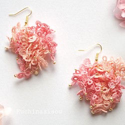 【特輯】梭織蕾絲蓬鬆耳環&lt;Sakura&gt; 第1張的照片