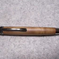 神代栃(ジンダイトチ)　キヌカオイル仕上げ　回転式ロングパトリオットボールペン　　　 1枚目の画像