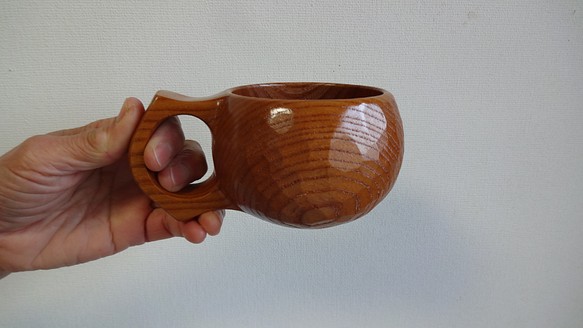 本ケヤキの一木彫りコーヒーカップ 1枚目の画像