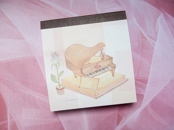 チョコレートケーキ風ピアノ可愛いメモ帳 1枚目の画像