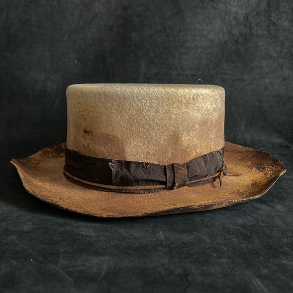 【triangles hat 】Bitter brown dyed flat hat 1枚目の画像