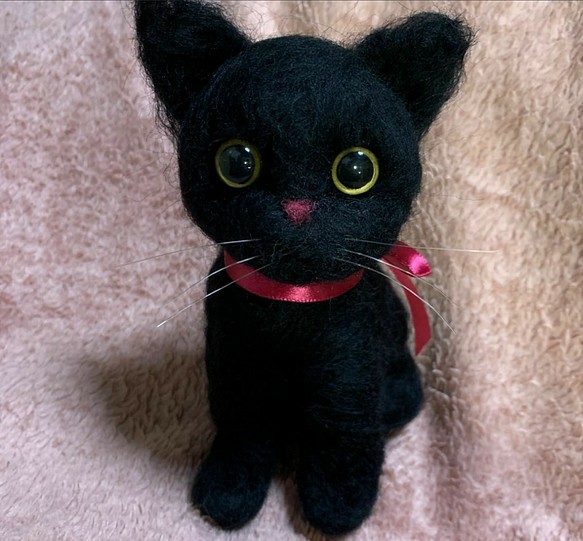 【注文製作】羊毛フェルトハンドメイド黒猫ちゃん 1枚目の画像
