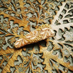 インド刺繍リボンを使用したヘアクリップ 1枚目の画像