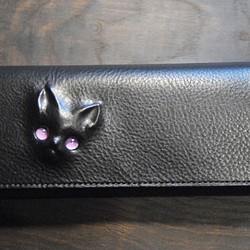 黒猫の長財布（表革：VACCHETTA800、仮セット猫目：パープルeyes）約246ｇ 猫目選べます♪ 1枚目の画像