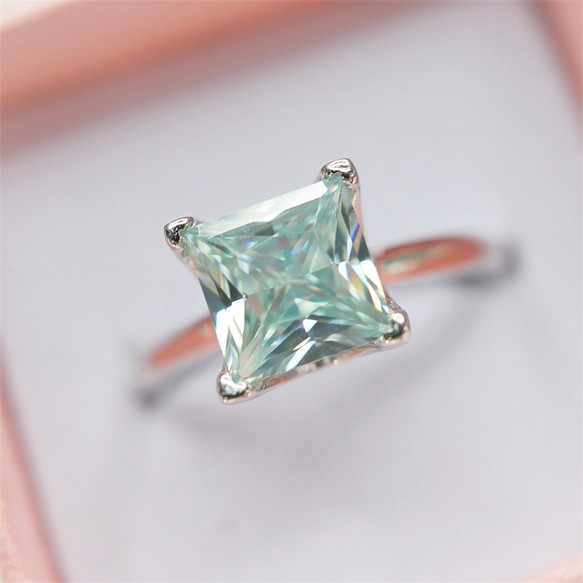 ダイヤモンドの代用品～　宝石質　モアサナイト　3ct　silver925　リング　フリーサイズ　スクエア型 1枚目の画像