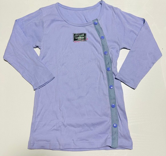 新品長袖　130cm前開きインナー　女の子　スナップボタン　肌着　スウェット医ケア　介護服　バリアフリー入院グッズ 1枚目の画像
