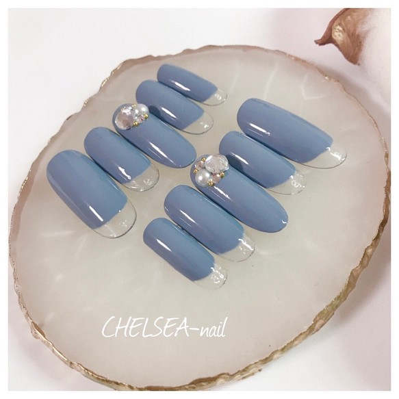 シンプルクリアフレンチネイル くすみブルー ネイルチップ ネイルシール Chelsea Nail 通販 Creema クリーマ ハンドメイド 手作り クラフト作品の販売サイト