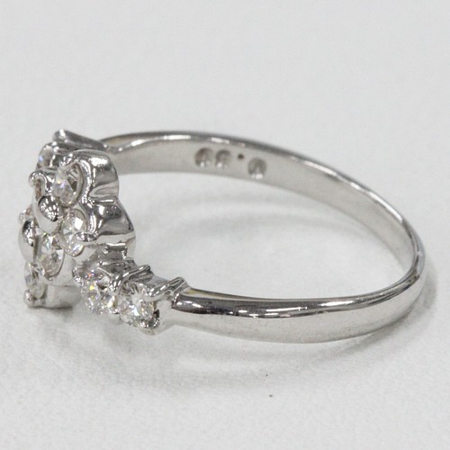 ✨現品限り✨K18ホワイトゴールド ダイヤ 花 0.50ct リング 11号-