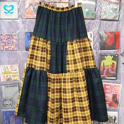 タータンチェック　ミックス　ティアードロングスカート:グリーン×イエロー 1枚目の画像