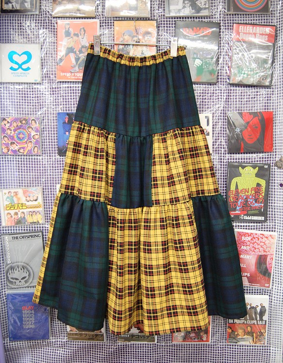 タータンチェック　ミックス　ティアードロングスカート:グリーン×イエロー 1枚目の画像