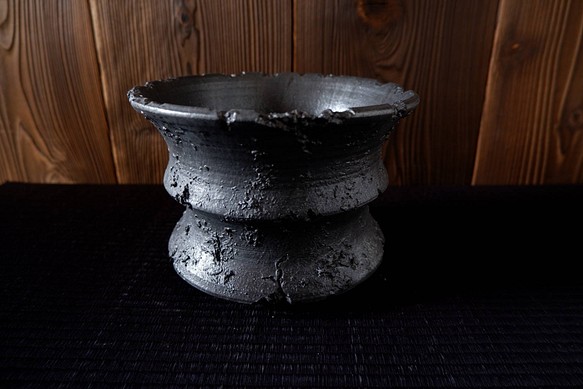 6.5号鉄砂黒鉢１　塊根植物　多肉植物　コーデックス　植木鉢　沖縄 1枚目の画像