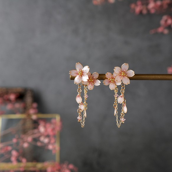 咲き満ちる零れ桜 / 季節限定 1枚目の画像