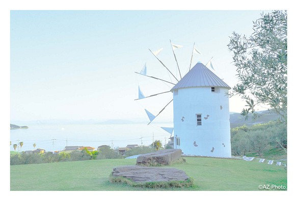 【A4写真用紙プリント（額縁なし）】小豆島　ギリシャ風車 1枚目の画像