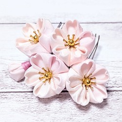 桜 つまみ細工の髪飾り ヘアコーム【ピンク】 1枚目の画像
