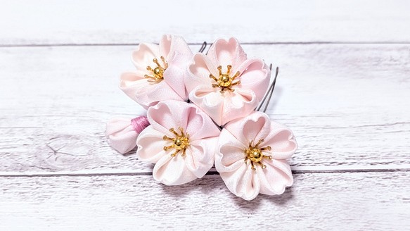 桜 つまみ細工の髪飾り ヘアコーム【ピンク】 1枚目の画像