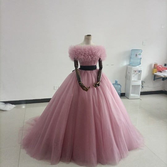 カラードレス  オフショルダー 編み上げ  ベルト ピンク可愛い  プリンセスラ