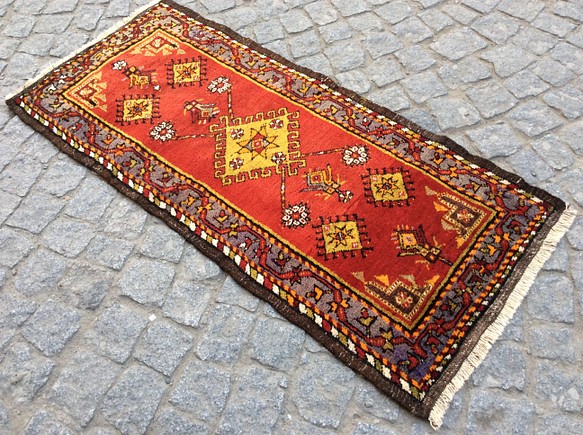 手織りトルコ絨毯 114x50cm ヴィンテージ ラグ 1枚目の画像
