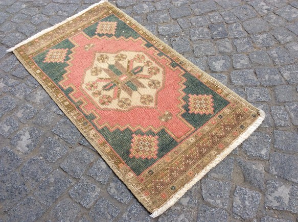 手織りトルコ絨毯 95x51cm ヴィンテージ ラグ 1枚目の画像