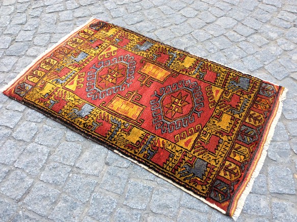 手織りトルコ絨毯 100x60cm ヴィンテージ ラグ 1枚目の画像