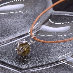 限量產品青蛙球吊墜優質黃金金紅石石英配皮繩項鍊 第1張的照片