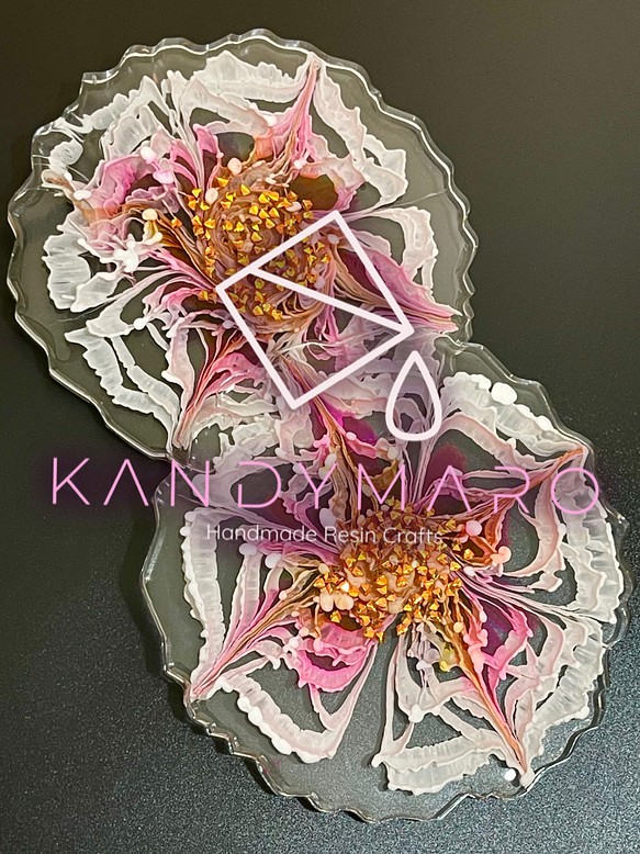 カラフル花柄レジンコースターアクセサリープレート皿2枚セット 1枚目の画像