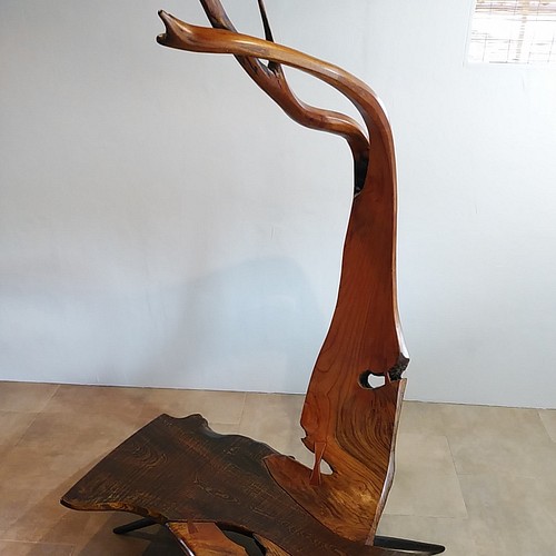 カラーブラウン天然木のオブジェ彫刻椅子001