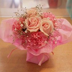 【031】花瓶付きブーケ ピンク フレッシュフラワー スタンディングブーケ 花束 1枚目の画像