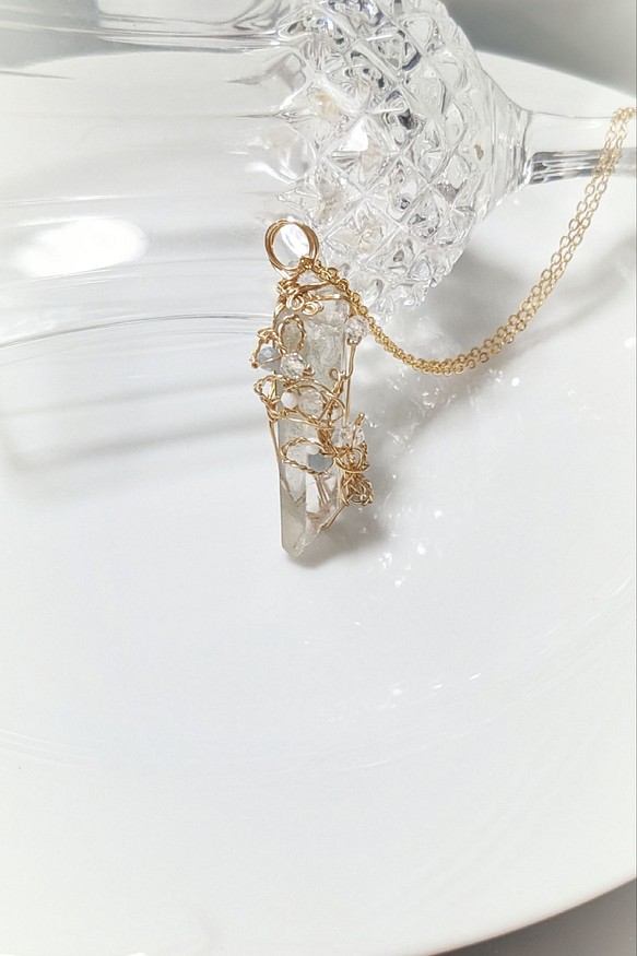 雪解け水 クリスタルポイント ペンダント ペンダントトップ Jewelry